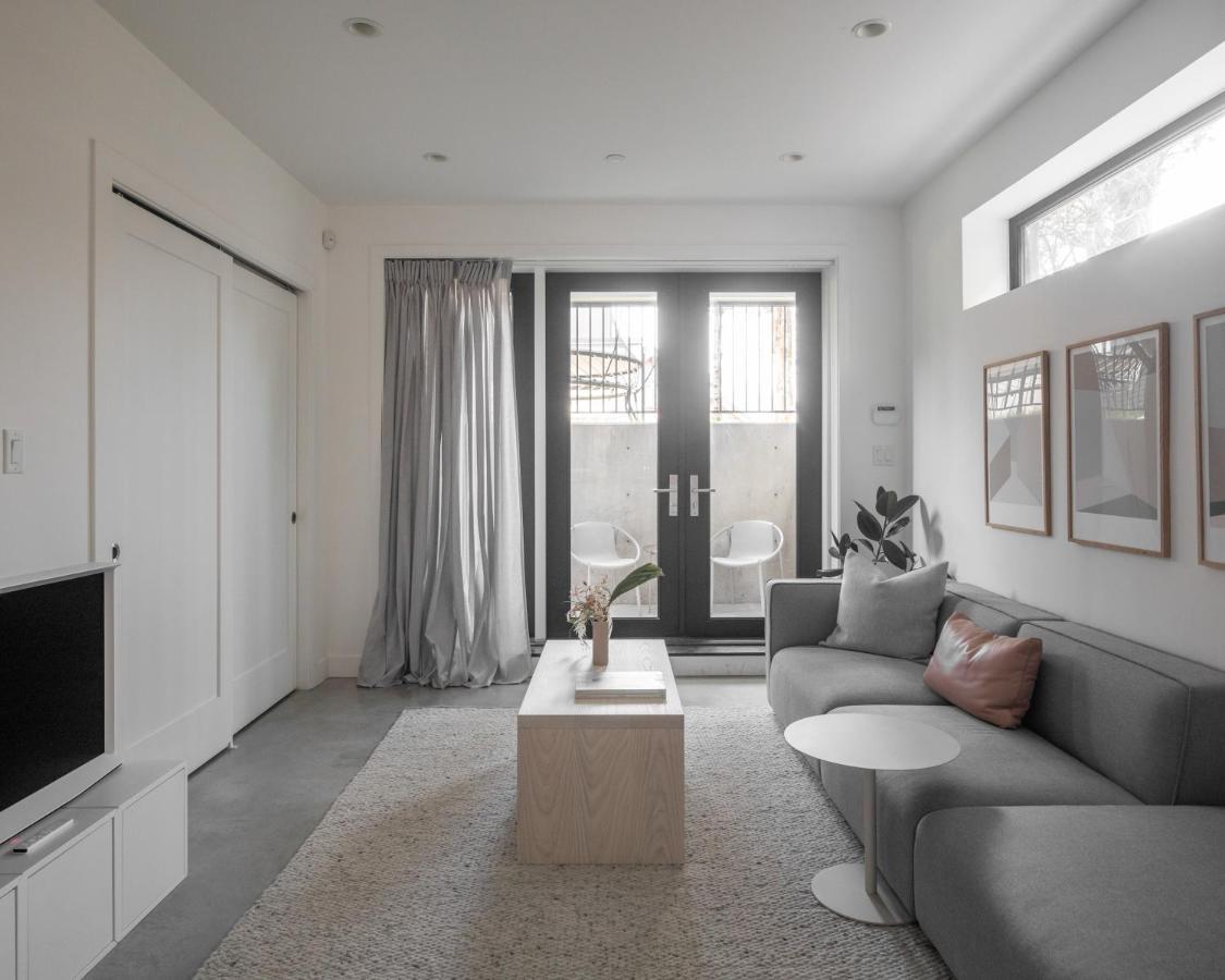 Welcome To Kinn Apartment - Lovely One Bedroom Vancouver Exteriör bild