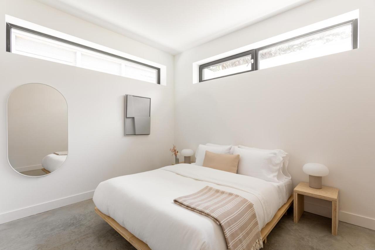 Welcome To Kinn Apartment - Lovely One Bedroom Vancouver Exteriör bild